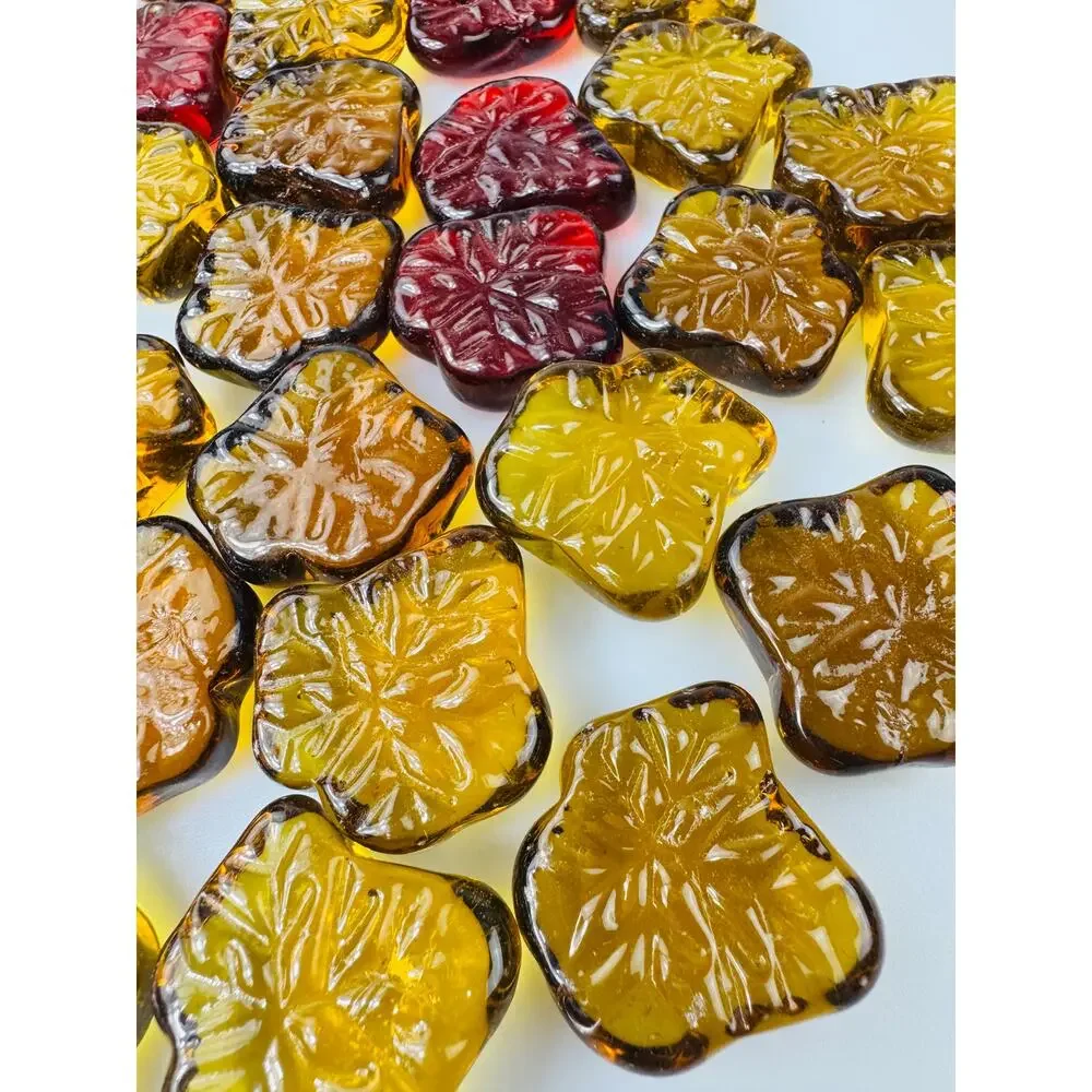 Assortment of 40 Glass Red and Amber Leaves Home Decor - Picture 5 of 6